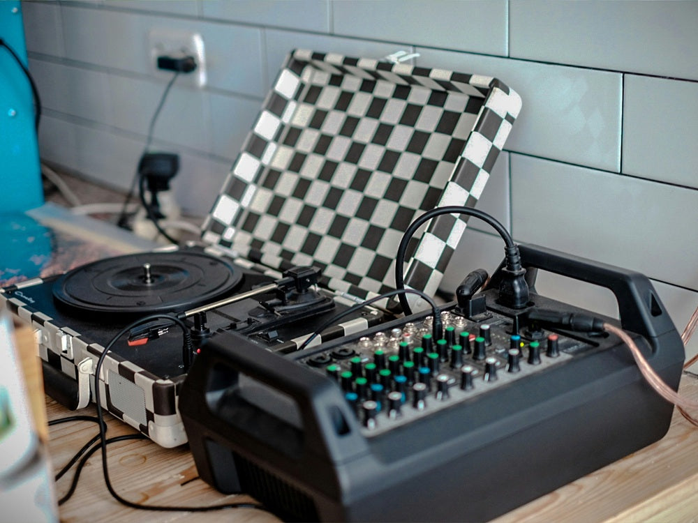 create a custom vinyl record with Freestyle Vinyl